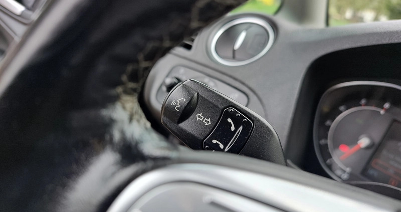 Ford S-Max cena 43999 przebieg: 200000, rok produkcji 2014 z Kazimierz Dolny małe 466